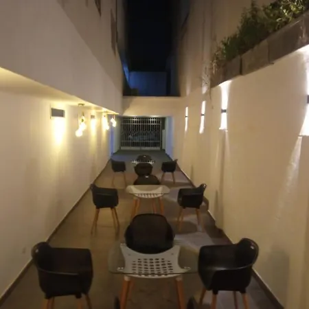 Aeropuerto Hotel *
